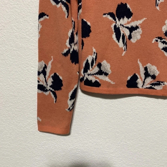 Ann Taylor Factory NWOT Peach Black Floral Knit Full Zip Front Size XS - Picture 3 of 8